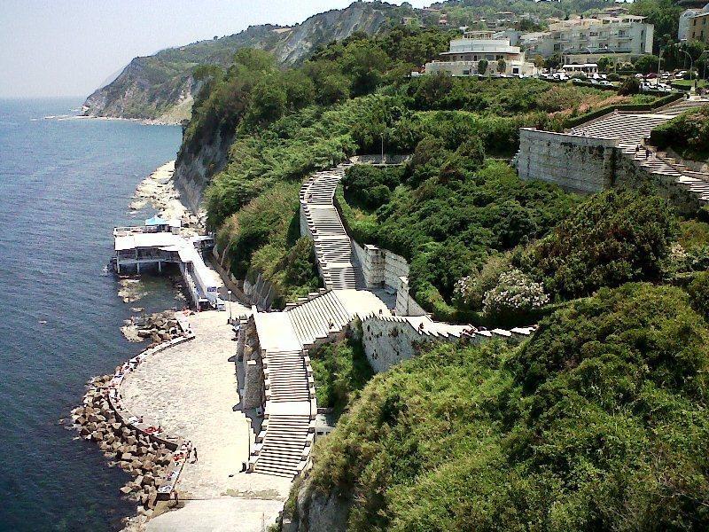 Le Querce Bed and Breakfast Ancona Exteriör bild
