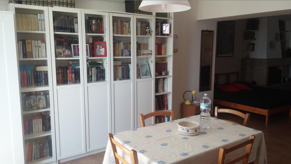 Le Querce Bed and Breakfast Ancona Rum bild